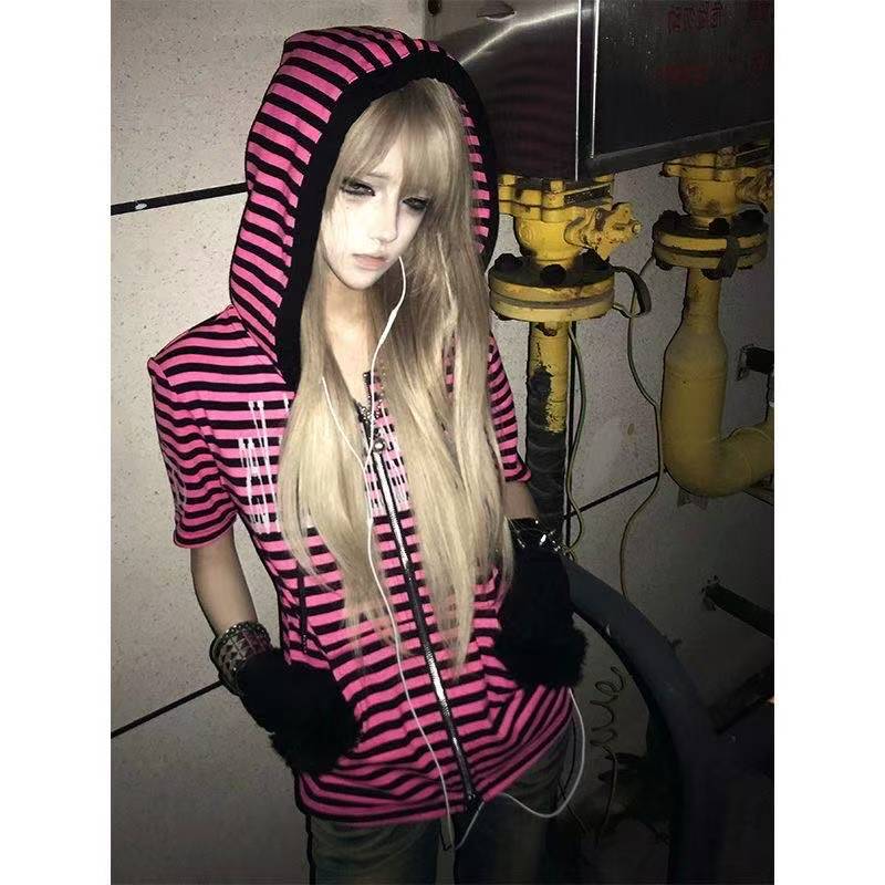 Vintage Fashion Subculture - เสื้อยืดผู้หญิงสไตล์กรันจ์ Y2K สำหรับฤดูร้อน ลายพิมพ์วินเทจฮาราจูกุ ทรงเข้ารูป แฟชั่นอเมริกันเรโทรสุดเทรนด์