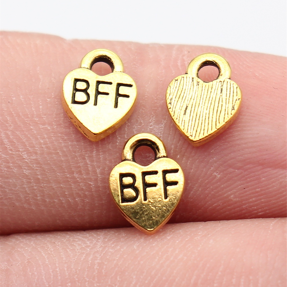 Vintage Fashion Labels - 40 ชิ้น 9.3x7 มม. สีทองโบราณ Bff