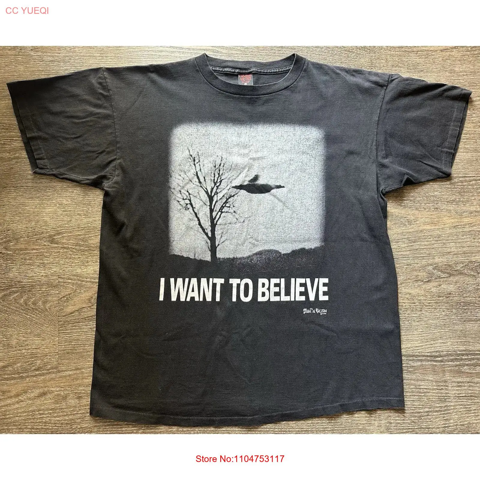 Vintage Fashion Victim Shirt - เสื้อยืดวินเทจปี 1995 ลาย Fashion Victim I