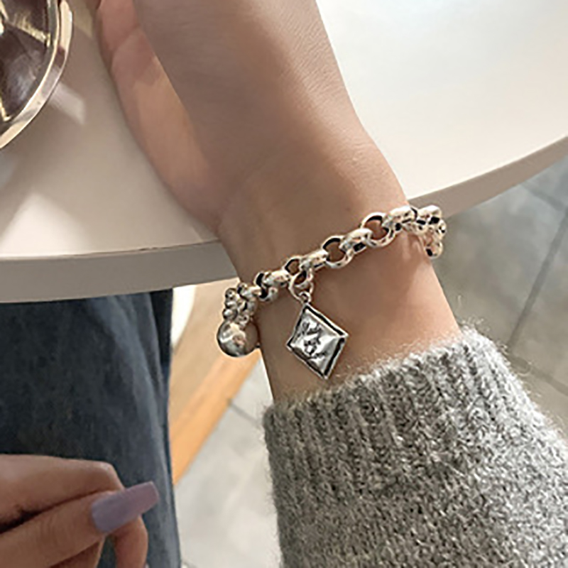 FOXANRY ตัวอักษรภาษาอังกฤษ: Pu - Vintage Fashion Labels บทวิจารณ์และราคา