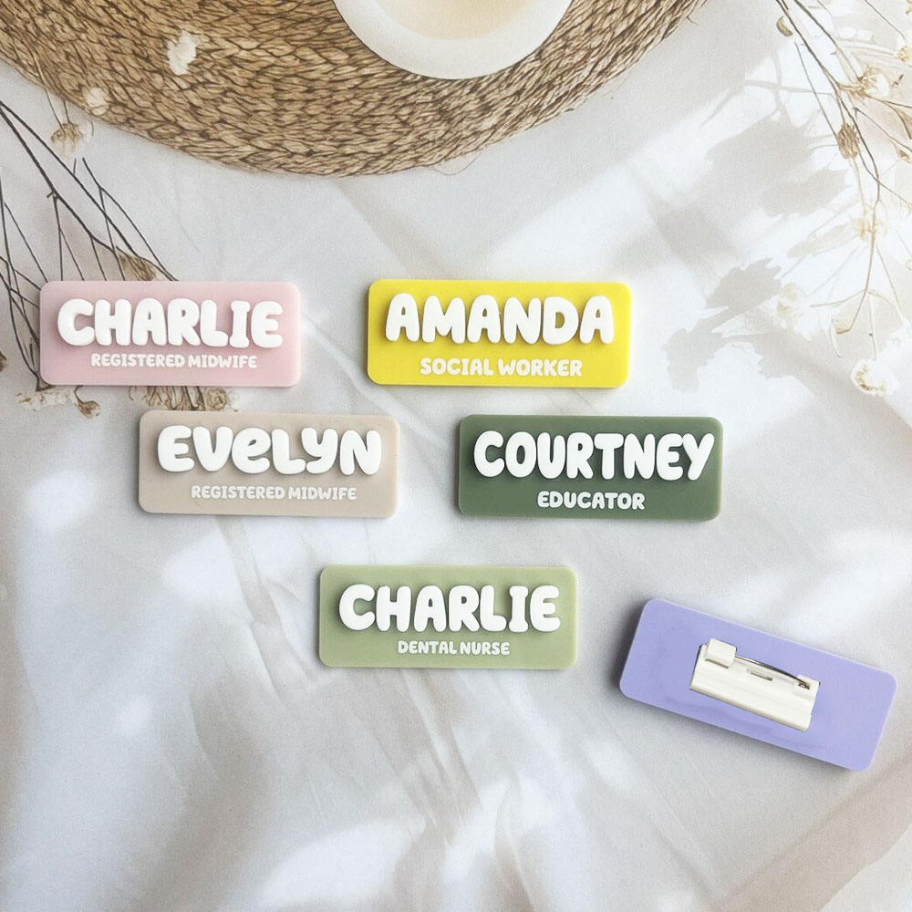 เข็มกลัดชื่อสั่งทำ ป้ายชื่ออะค - Vintage Fashion Names บทวิจารณ์และราคา